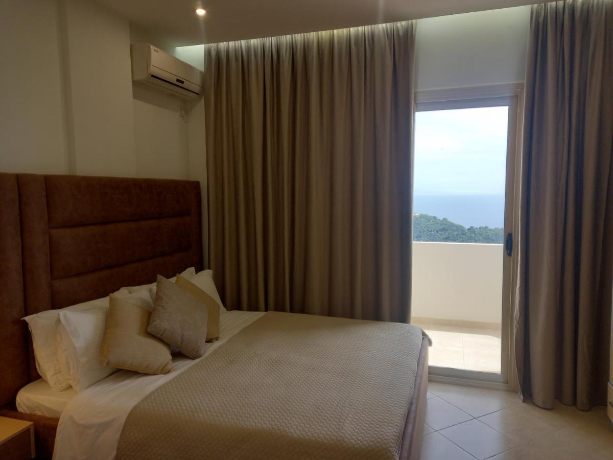 Hotel Relax Dhërmi Eksteriør bilde