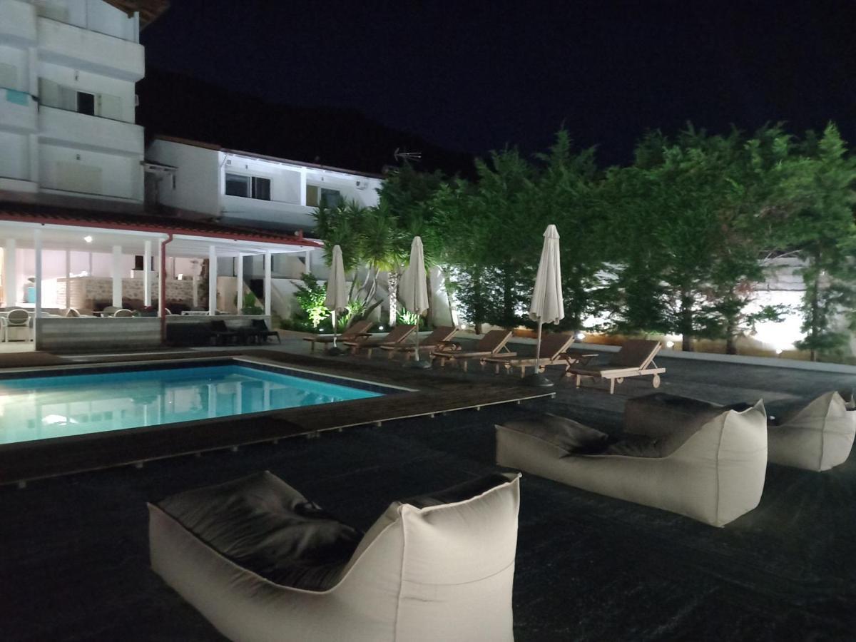 Hotel Relax Dhërmi Eksteriør bilde