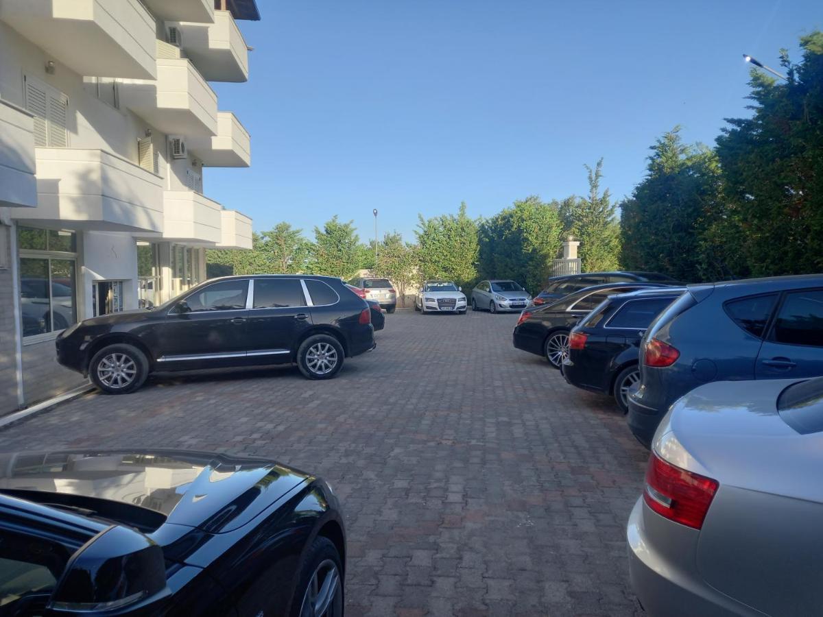 Hotel Relax Dhërmi Eksteriør bilde